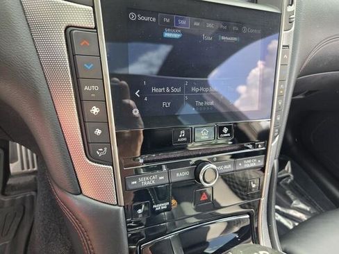 Used 2019 INFINITI Q50 Red Sport 400 w/ Sensory Package image 19