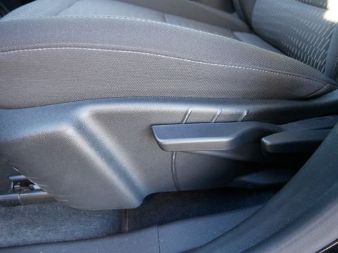 Certified 2025 Chevrolet Equinox LT image 22