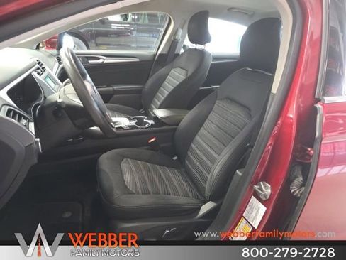 Used 2016 Ford Fusion SE w/ SE Cold Weather Package FWD image 12