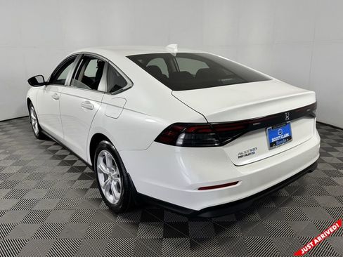 New 2025 Honda Accord LX image 5