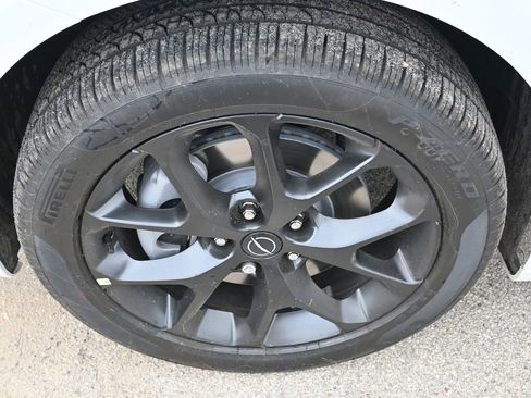 New 2026 Chrysler Pacifica Limited image 6