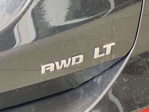 Used 2022 Chevrolet Equinox LT AWD/4WD image 12