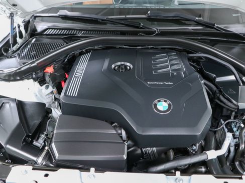 Used 2024 BMW 330i Sedan w/ Premium Package RWD image 29