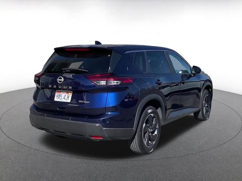 Used 2024 Nissan Rogue SV image 14