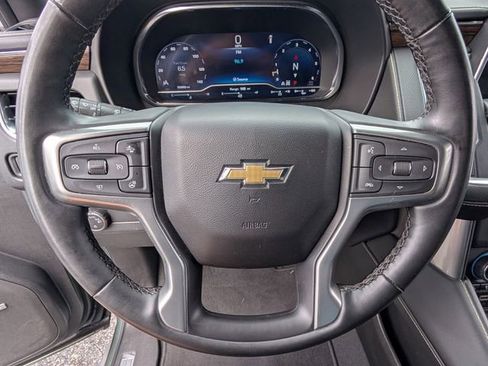 Used 2024 Chevrolet Suburban Premier image 35