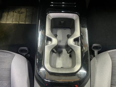 Certified 2022 Volkswagen ID.4 Pro image 15