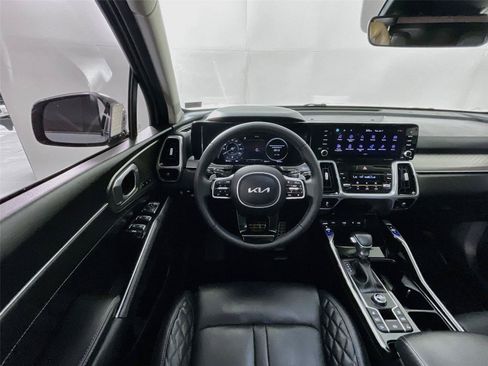 Certified 2022 Kia Sorento SX FWD image 27
