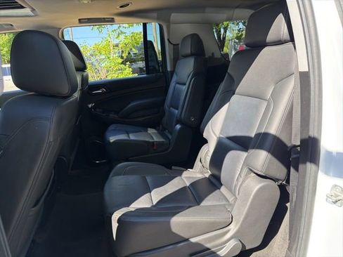 Used 2018 Chevrolet Suburban LT AWD/4WD image 8