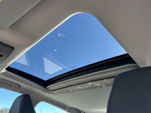 New 2025 Nissan Altima 2.5 SR w/ SR Premium Package image 19