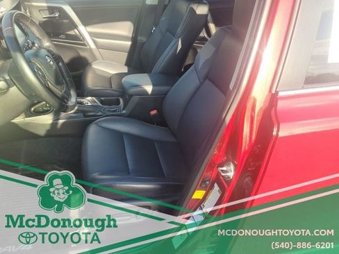 Used 2018 Toyota RAV4 Limited w/ All Weather Liner Package image 8
