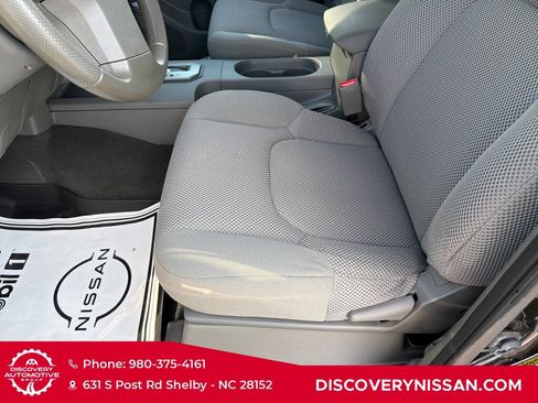 Certified 2021 Nissan Frontier SV RWD image 16