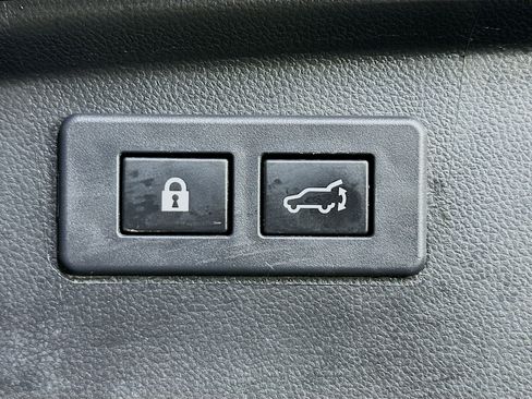 Used 2020 Subaru Outback Touring XT AWD/4WD image 31