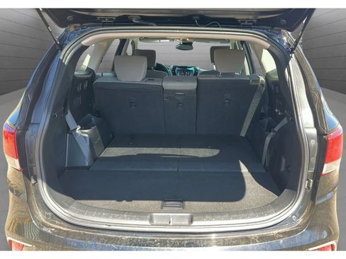 Used 2018 Hyundai Santa Fe SE FWD image 25