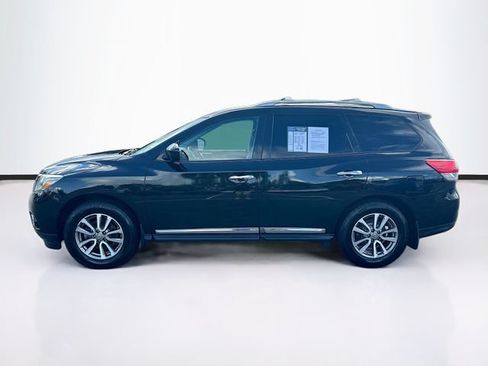 Used 2015 Nissan Pathfinder SL w/ SL Tech Package FWD image 5
