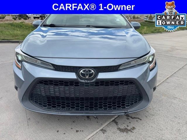 Used 2020 Toyota Corolla LE FWD image 2