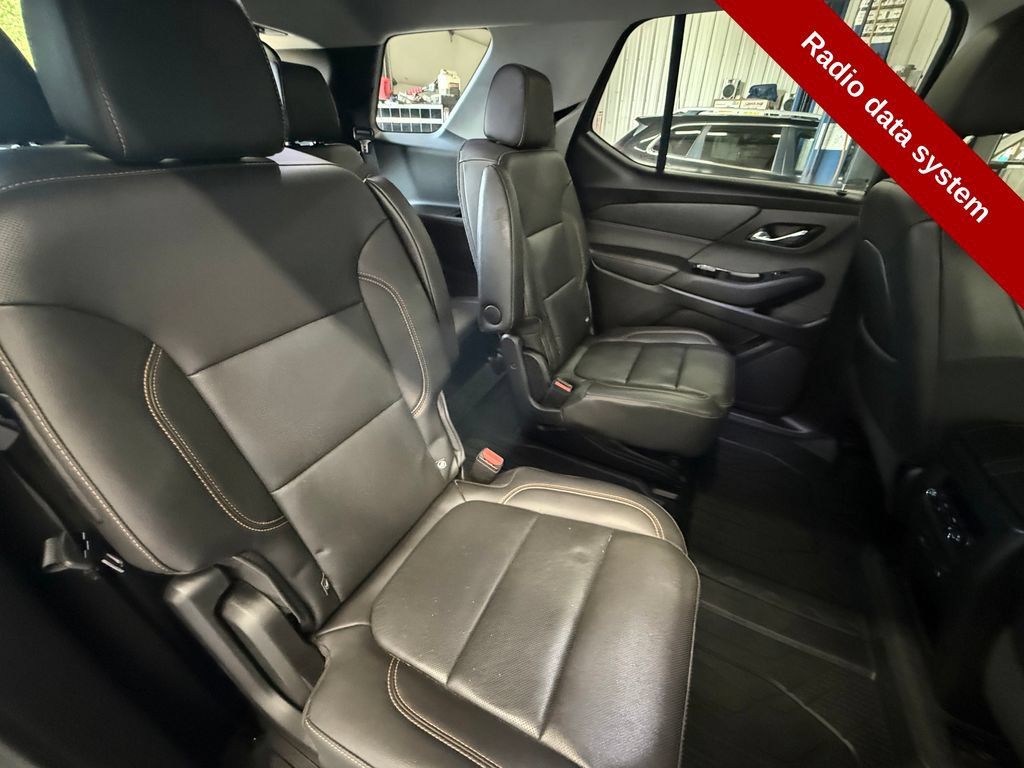 Used 2021 Chevrolet Traverse Premier w/ LPO, Floor Liner Package AWD/4WD image 40