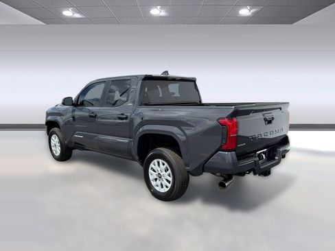 Used 2025 Toyota Tacoma SR5 RWD image 3