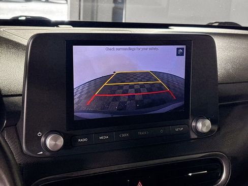 Used 2022 Hyundai Kona SEL w/ Convenience Package FWD image 16
