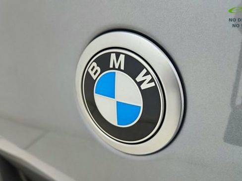 Used 2025 BMW X2 xDrive28i AWD/4WD image 16