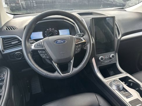 Certified 2024 Ford Edge SEL AWD/4WD image 24