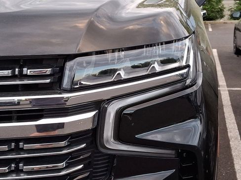 Used 2023 Chevrolet Tahoe Premier image 9