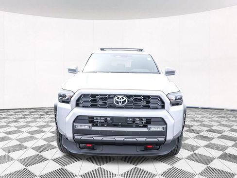 Used 2025 Toyota 4Runner TRD Off-Road AWD/4WD image 13