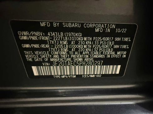 Certified 2023 Subaru Crosstrek 2.0i Premium image 40