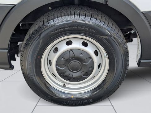 Used 2022 Ford Transit 250 Medium Roof RWD image 18