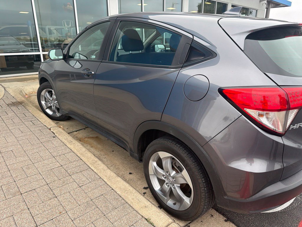 Used 2019 Honda HR-V LX image 7