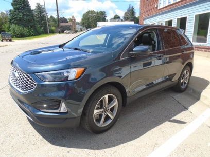 Used 2024 Ford Edge SEL w/ Convenience Package
