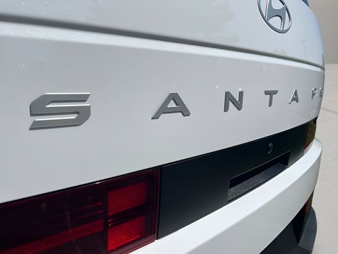 Certified 2026 Hyundai Santa Fe SE FWD image 33
