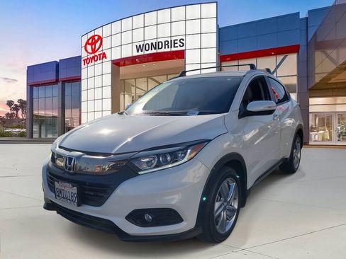 Used 2019 Honda HR-V EX-L image 2