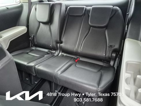 Certified 2024 Kia Carnival EX FWD image 28
