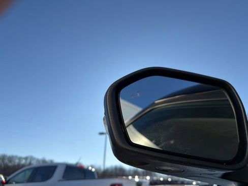 Used 2020 Ford Explorer Limited w/ Hybrid Equipment Group 310A image 17