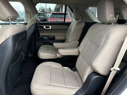 Used 2020 Ford Explorer XLT w/ Class III Trailer Tow Package image 17