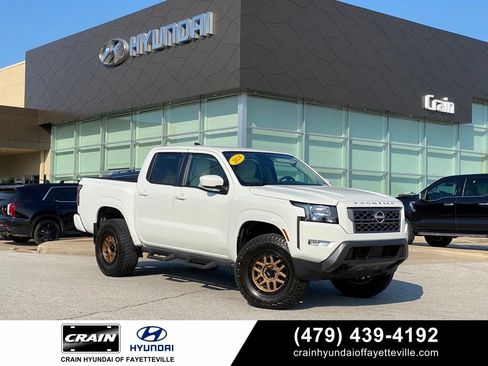 Used 2024 Nissan Frontier SV w/ SV Convenience Package AWD/4WD image 1