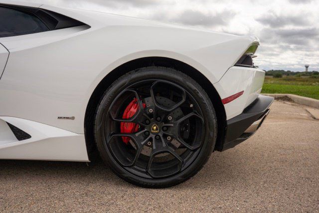 Used 2015 Lamborghini Huracan LP 610-4 AWD/4WD image 11
