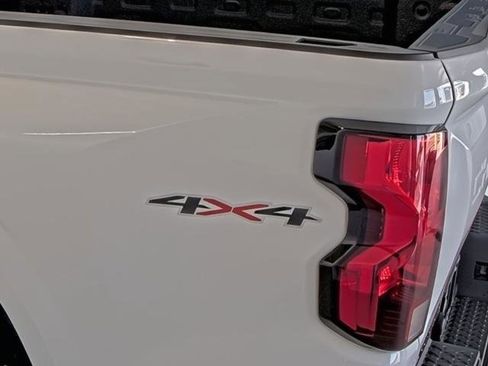 New 2026 Chevrolet Colorado W/T w/ WT Custom Package AWD/4WD image 10