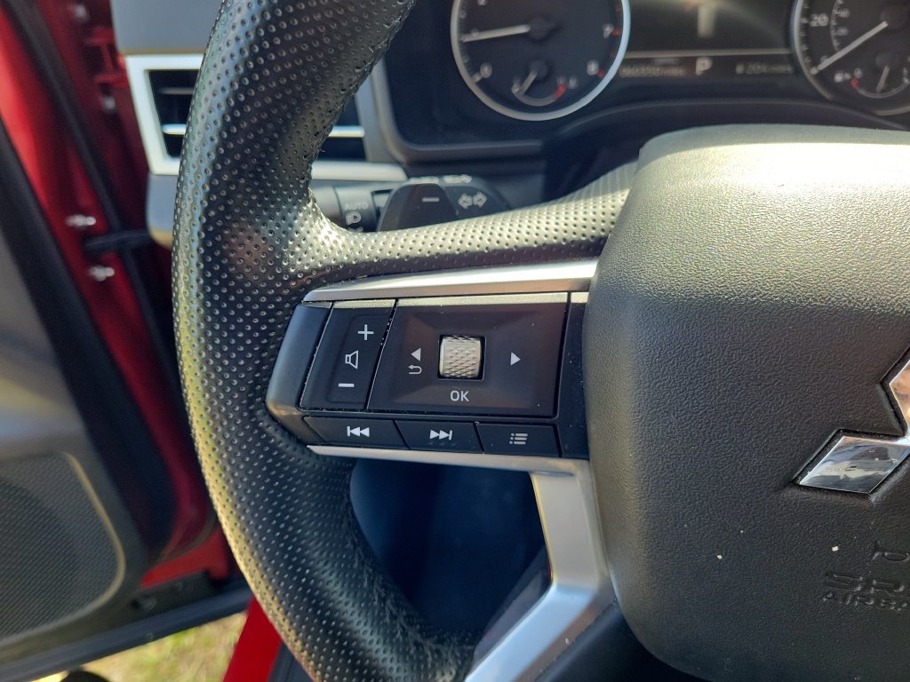 Used 2024 Mitsubishi Outlander SE Black Edition AWD/4WD image 30