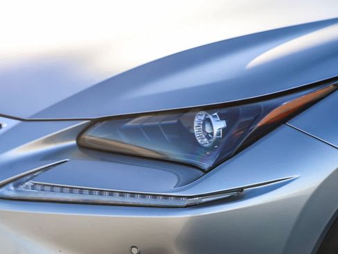 Used 2019 Lexus NX 300h AWD image 8