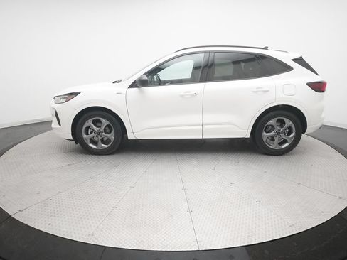 Used 2023 Ford Escape ST-Line w/ Tech Pack #1 FWD image 24