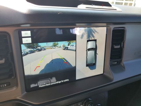 Used 2023 Ford Bronco Outer Banks image 34