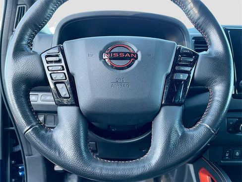 Used 2023 Nissan Frontier PRO-4X w/ Pro-4X Premium Package image 11