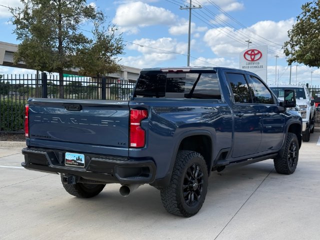 Used 2025 Chevrolet Silverado 2500 LTZ w/ Trail Boss Package AWD/4WD image 4