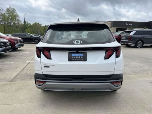 New 2026 Hyundai Tucson SE FWD image 4