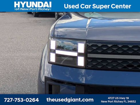 Used 2025 Hyundai Santa Fe Calligraphy image 9