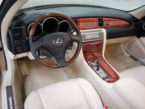 Used 2008 Lexus SC 430 Convertible RWD image 15