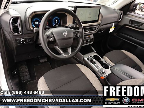 Used 2025 Ford Bronco Sport Big Bend image 6