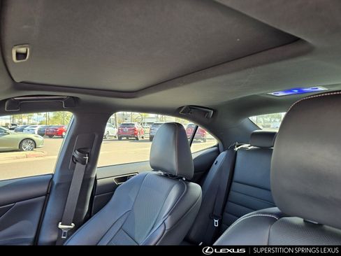 Used 2018 Lexus IS 300 image 14