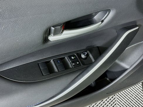 Used 2022 Toyota Corolla SE image 14